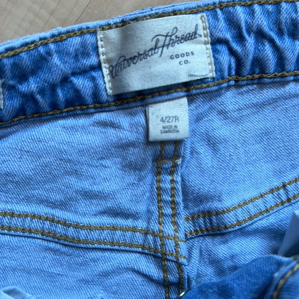 Universal Thread Shorts - Picture 4 of 6